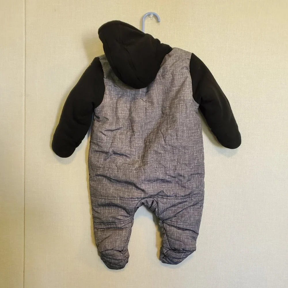 Timberland Body Snow Suit Baby. 6 / 9 Months. Black &‎ Gray. Snowsuit. Bodysuit.